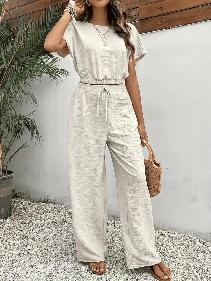 Adira - Two-Piece Lounge Set with Wide-Leg Pants and Cropped Top