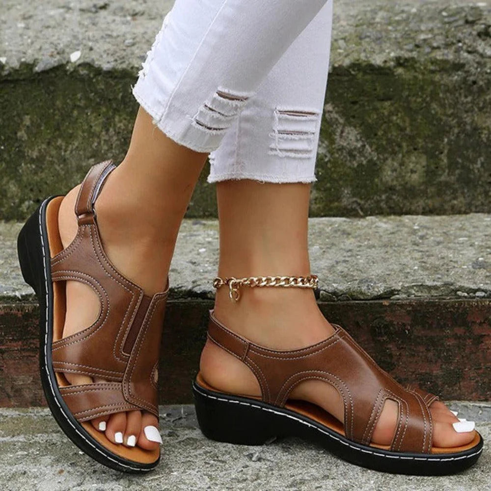 Cressida – Comfort Sandals with Arch Support and Cutout Design