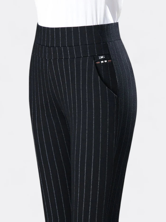 Elise – Slim Fit Trousers with High Waist and Office-Ready Style