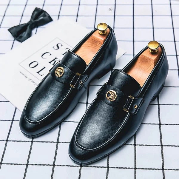 Graham – Formal Loafers with Gold Emblem Strap