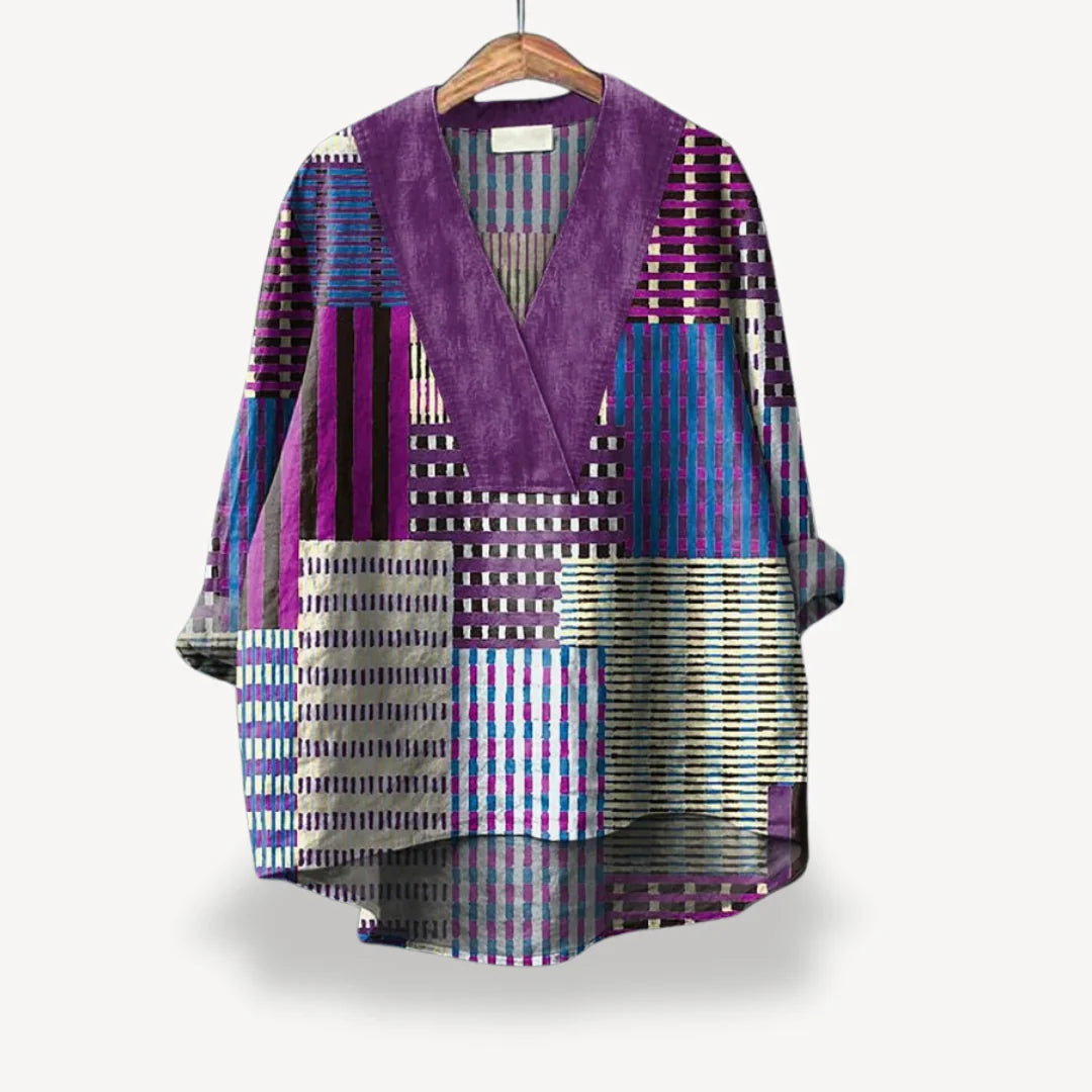 Saphira - Floral Kimono Blouse with Deep V-Neck and Relaxed Fit
