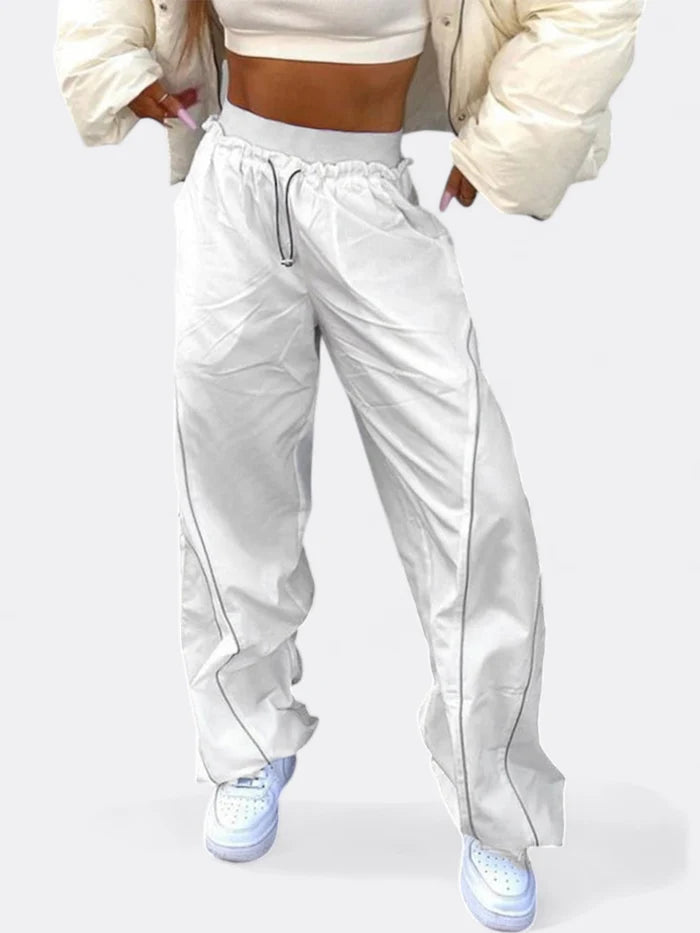 Lena - Cropped T-Shirt with High-Waisted Cargo Pants Set