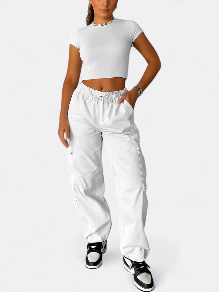 Lena - Cropped T-Shirt with High-Waisted Cargo Pants Set