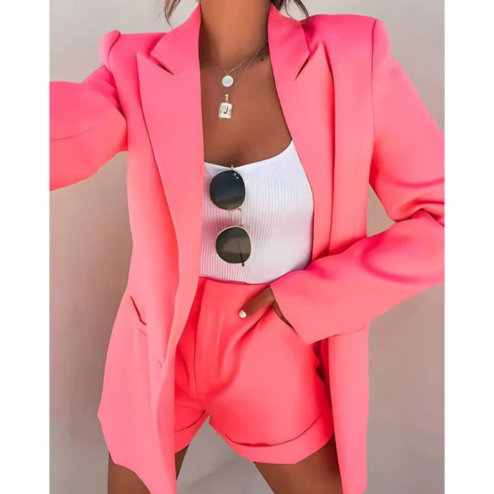 Adeline – Blazer and Shorts Set with Tailored Fit and Lapel Collar