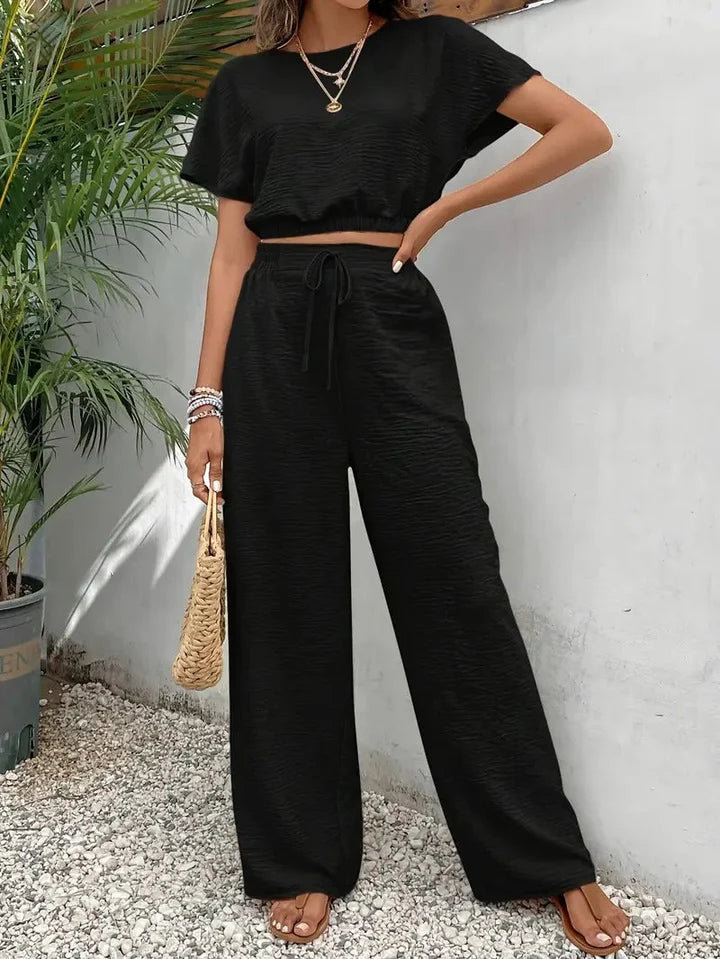 Adira - Two-Piece Lounge Set with Wide-Leg Pants and Cropped Top