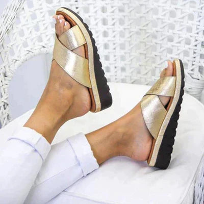 Alba – Slip-On Slide Sandals with Cross-Strap Design and Cushioned Sole