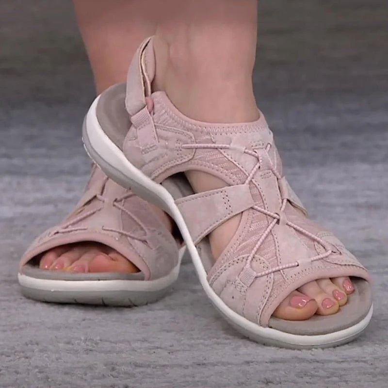 Astrid – Sporty Walking Sandals with Cushioned Sole and Adjustable Strap