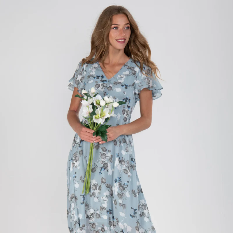Charlotte – Floral Maxi Dress with Flutter Sleeves and V-Neckline