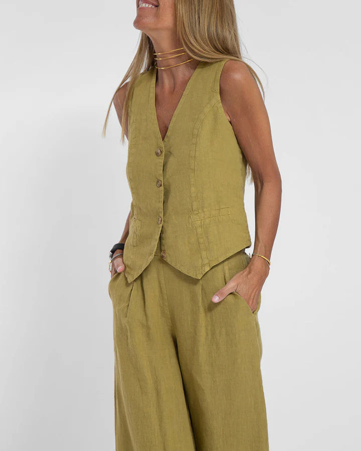 Claire - Sleek Vest and Relaxed Wide-Leg Pants Set
