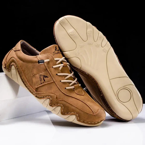 Emmett – Casual Driving Shoes with Contrast Stitch and Wave Sole Design