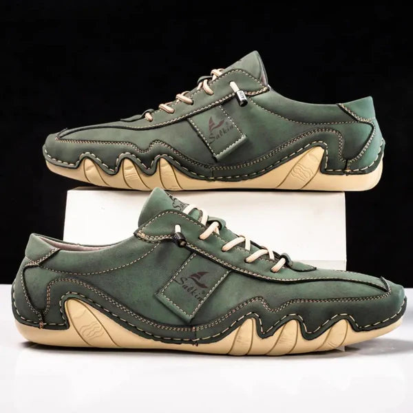 Emmett – Casual Driving Shoes with Contrast Stitch and Wave Sole Design