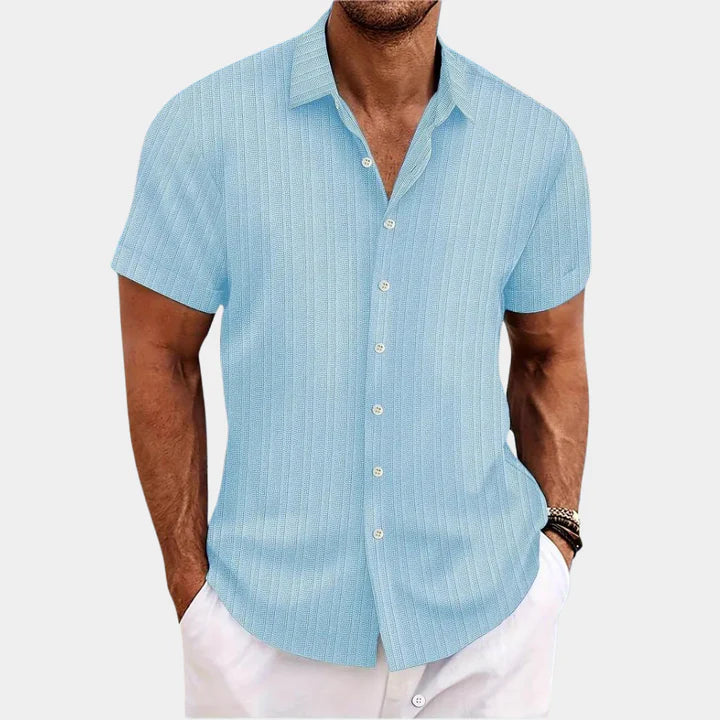 Gavin – Short-Sleeve Button-Up Shirt with Subtle Vertical Texture
