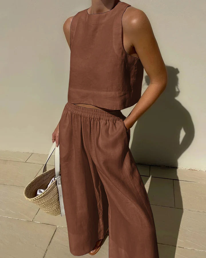 Isadora - Two-Piece Set with Sleeveless Crop Top and Wide-Leg Pants