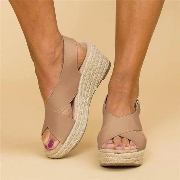 Isolde - Slip-On Knit Sneakers with Bow Detail and Cushioned Sole