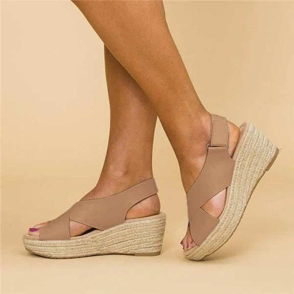 Isolde - Slip-On Knit Sneakers with Bow Detail and Cushioned Sole