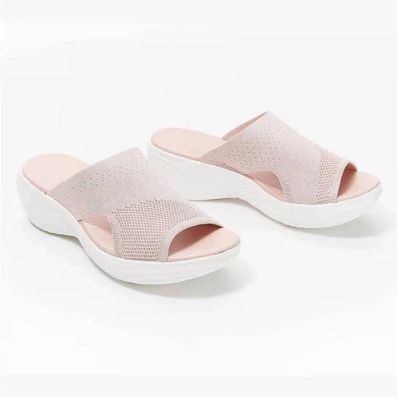 Jayda – Slide-On Platform Sandals with Cushioned Sole and Open Toe