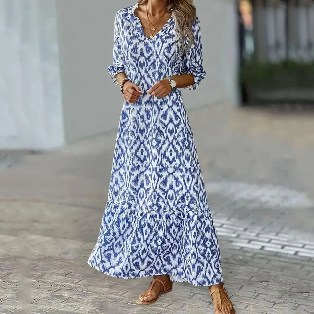 Lena – Bohemian Maxi Dress with Abstract Print and V-Neckline