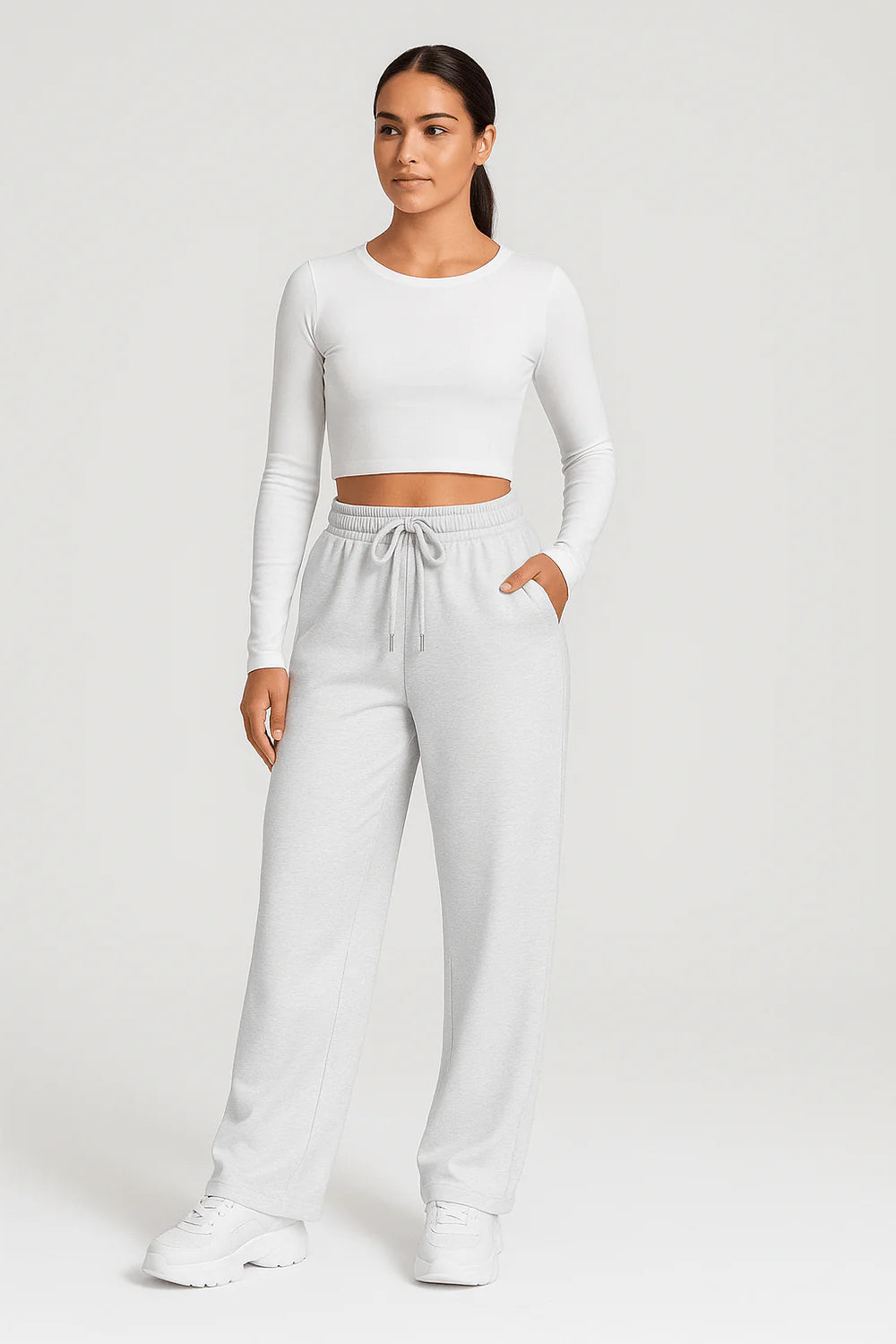 Luna – Wide Leg Joggers with Drawstring Waist and Side Pockets