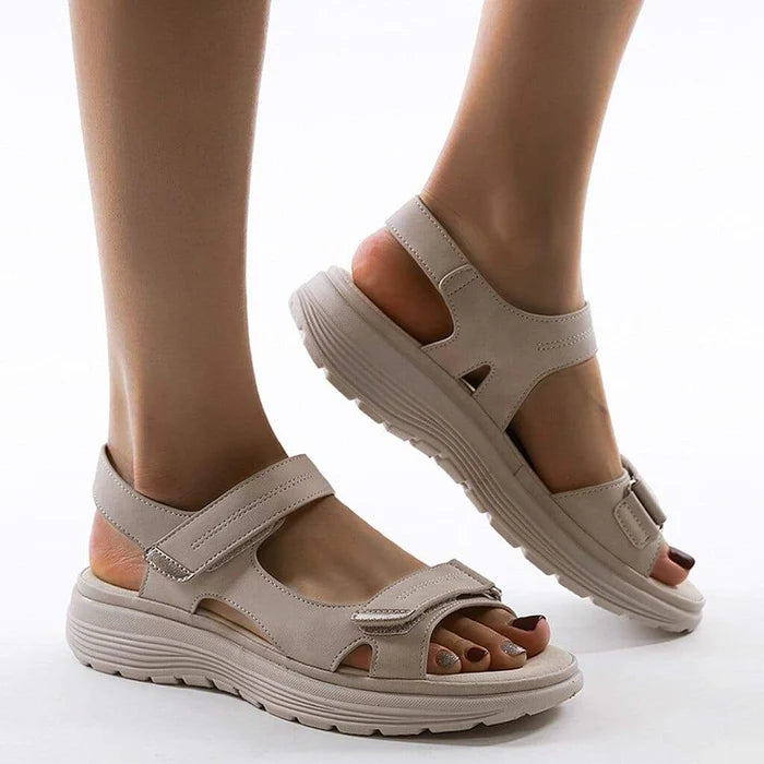 Mira – Walking Sandals with Cushioned Sole and Adjustable Straps