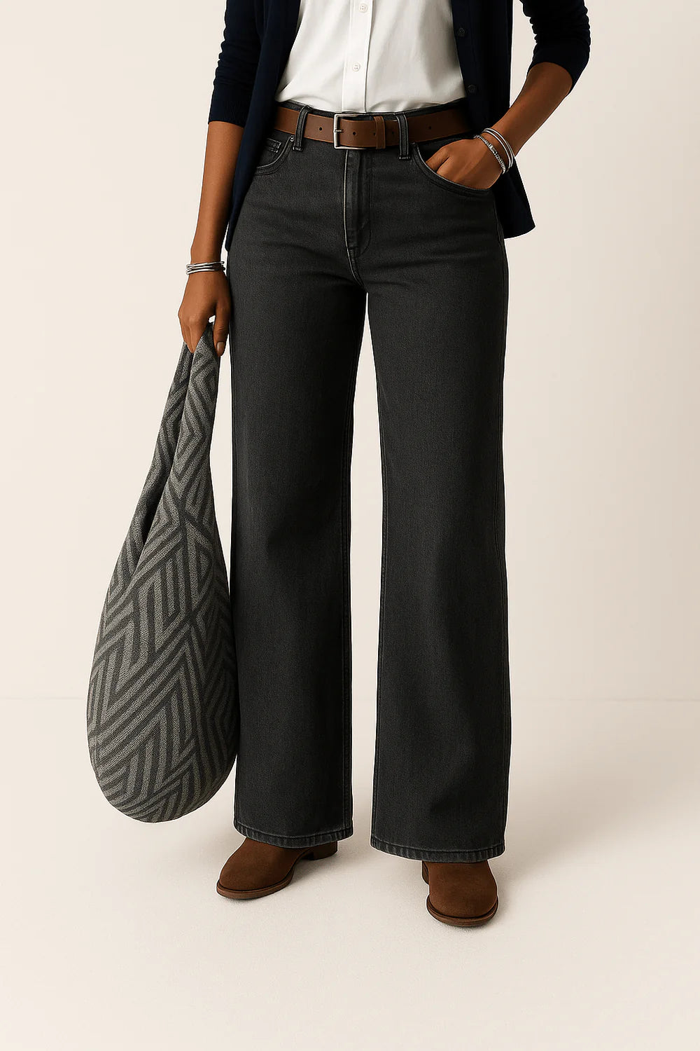 Ruby - Wide-Leg Jeans with Brown Belt